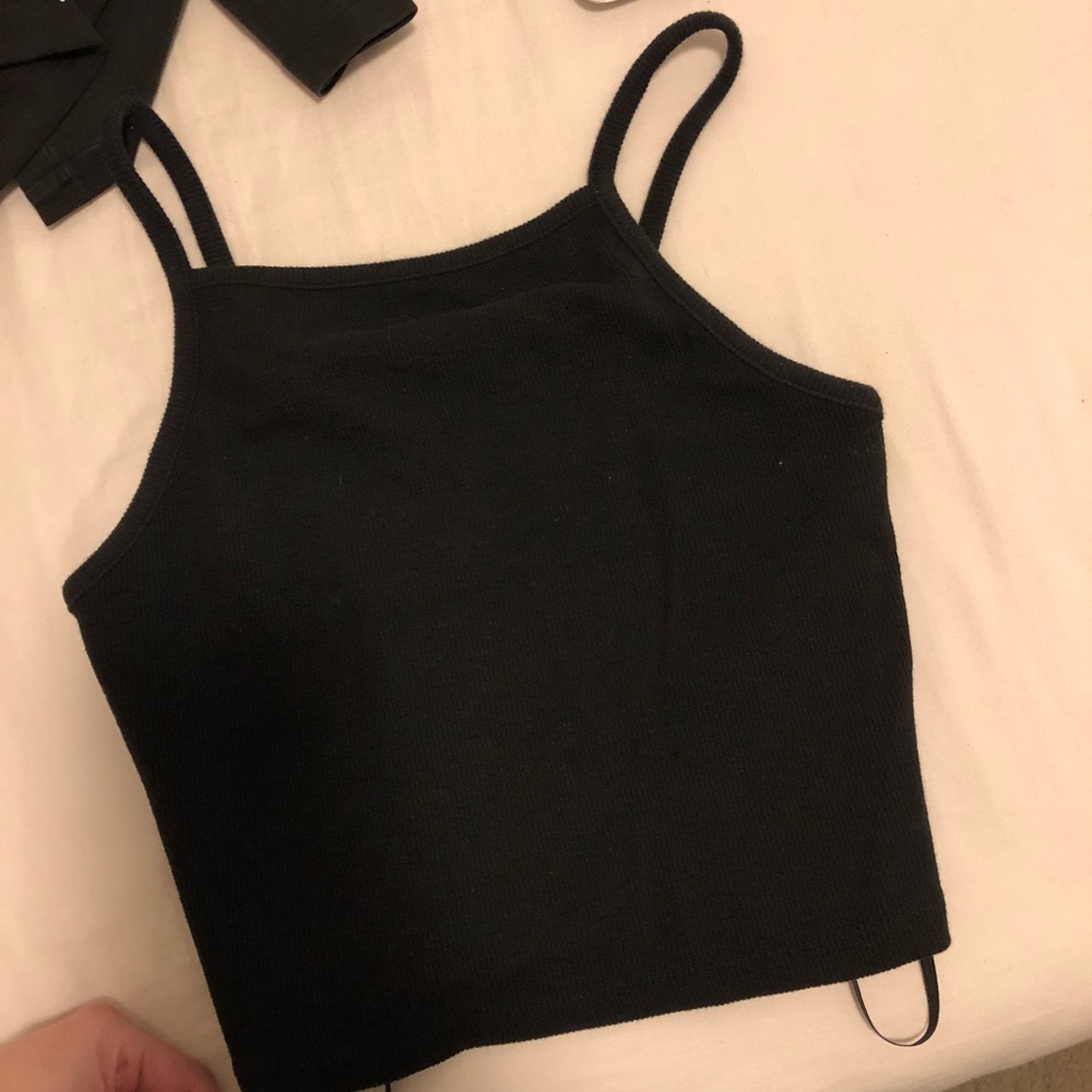 Forever 21 black crop top tank